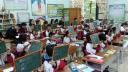 ảnh cả lớp giơ bảng.jpg - 